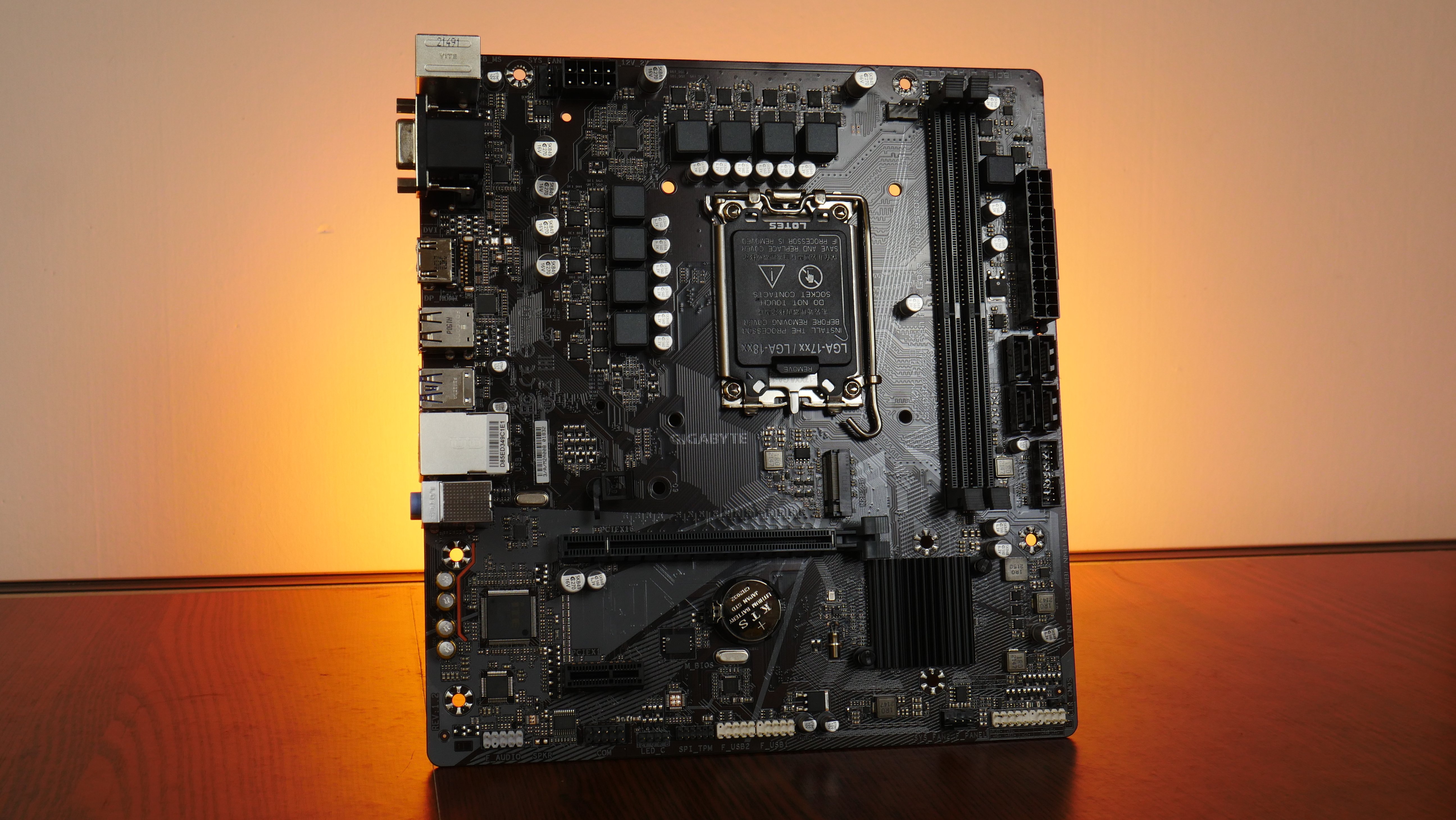 Gigabyte H610M H DDR4 Motherboard Unboxing & Overview